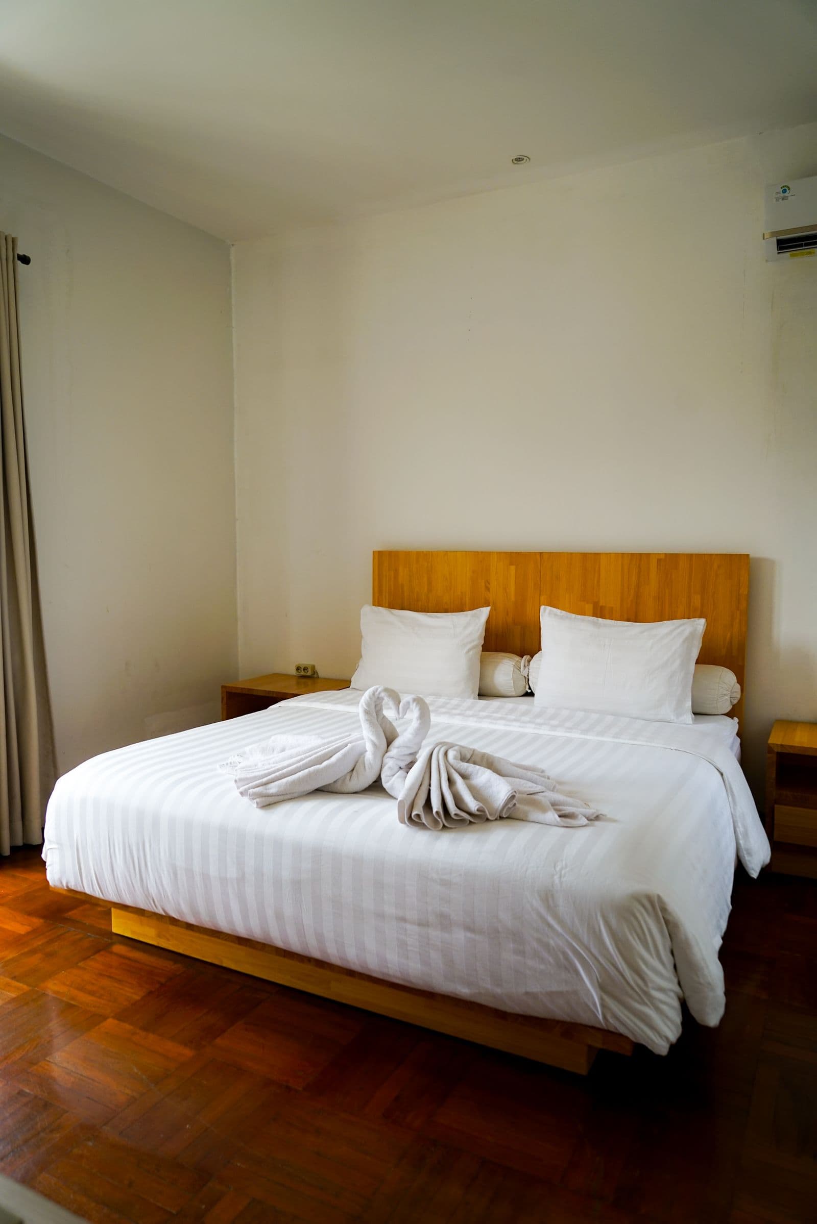 Illustrative example of a room in a similar simple style — not an actual KwaNomzi photo